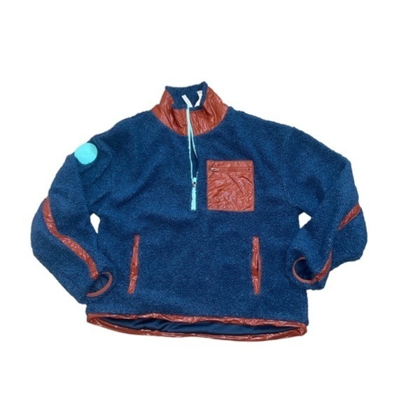 Fabletics Larissa Fleece 1/2 Zip Pullover - Picture 5 of 9